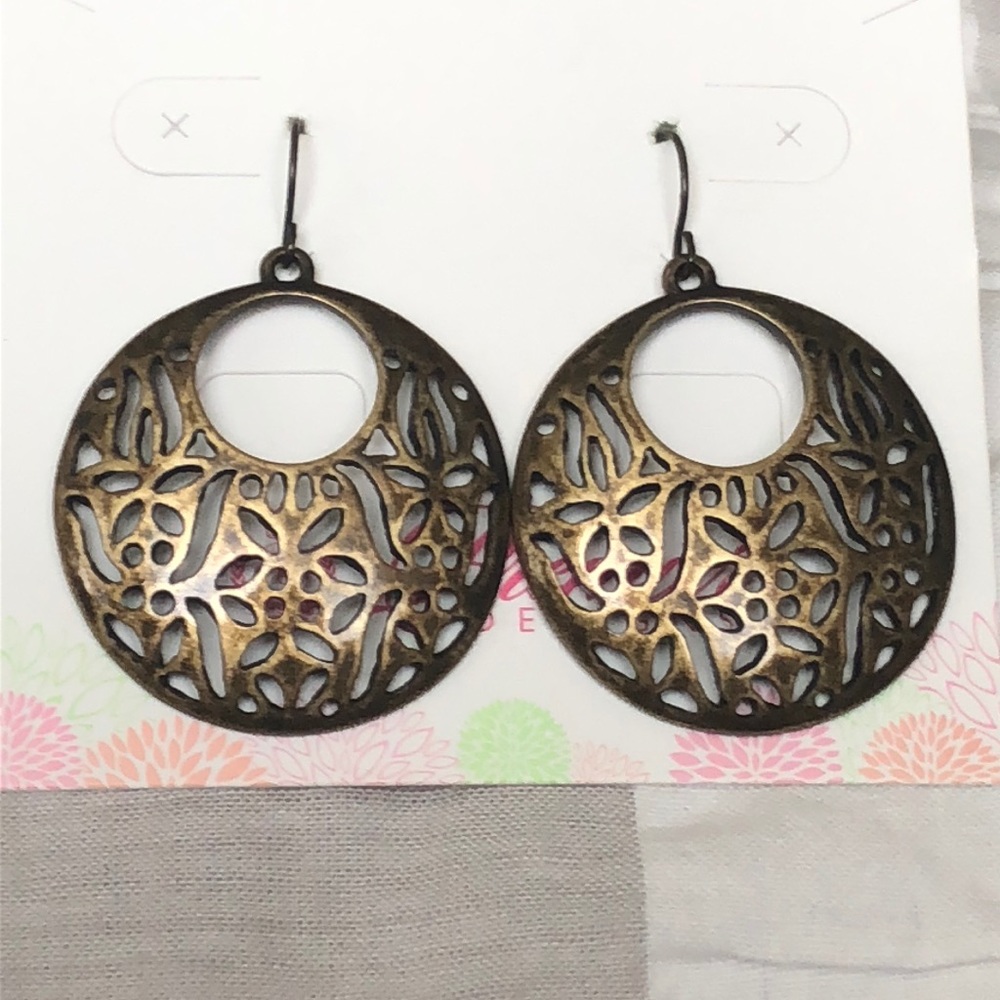 EUC - Premier Designs Old World Brass Earrings